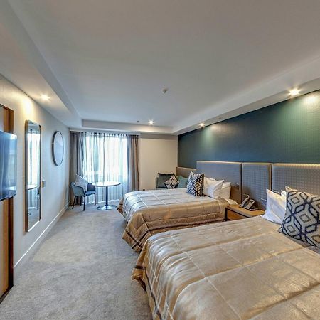 Distinction Luxmore Hotel Те Анау Екстериор снимка