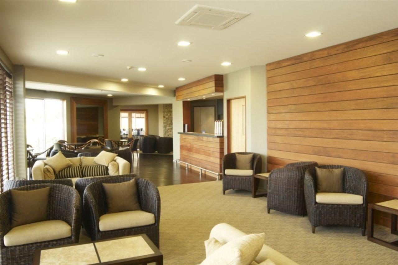 Distinction Luxmore Hotel Те Анау Екстериор снимка