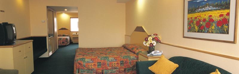 Distinction Luxmore Hotel Те Анау Екстериор снимка