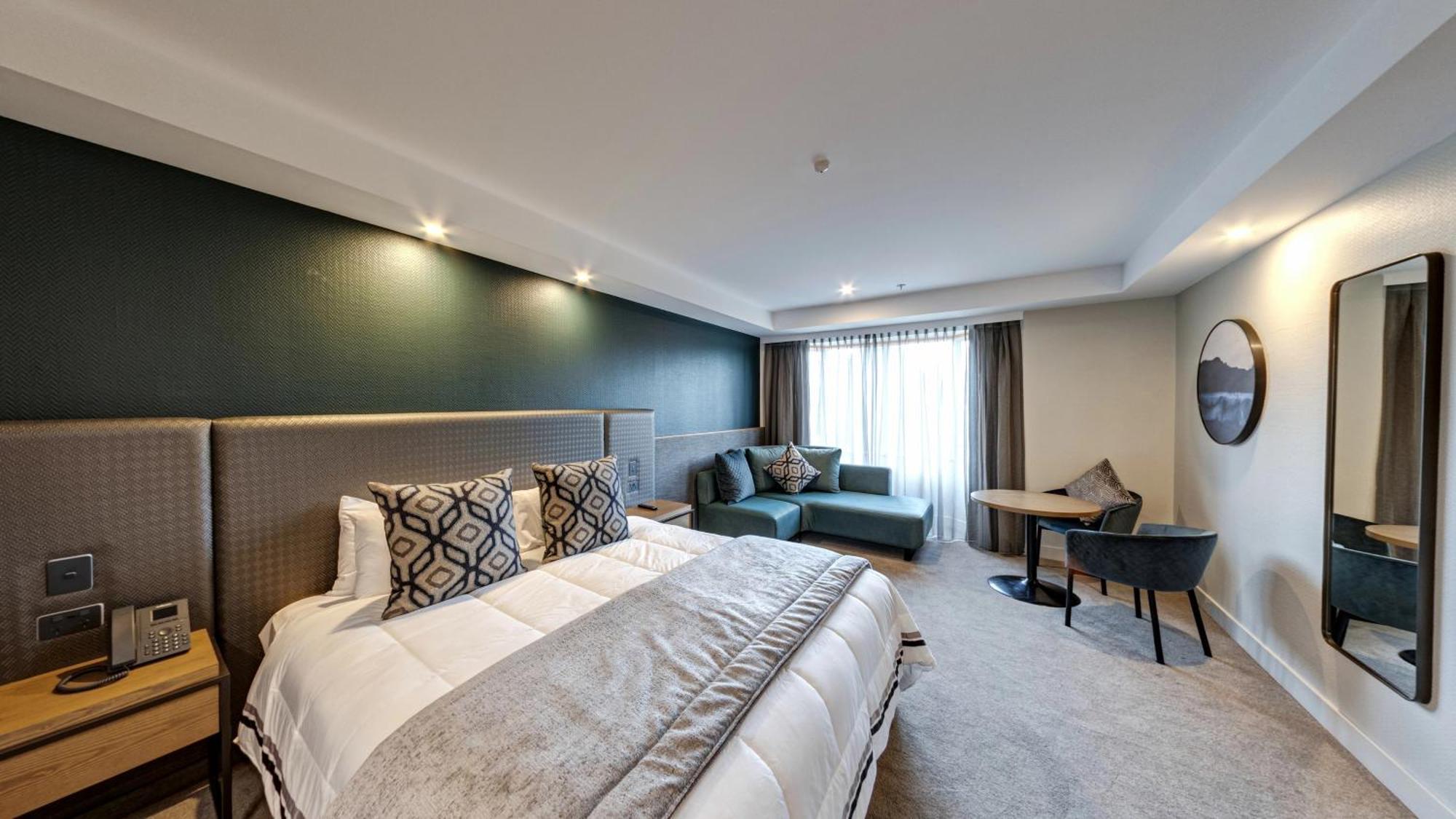 Distinction Luxmore Hotel Те Анау Екстериор снимка