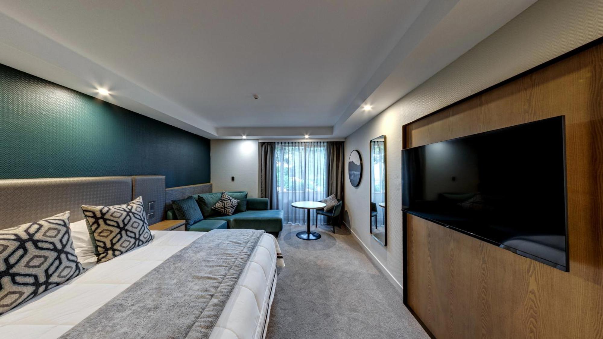 Distinction Luxmore Hotel Те Анау Екстериор снимка