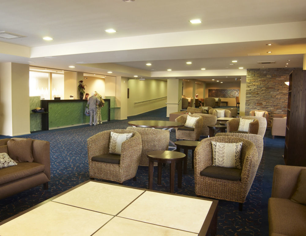 Distinction Luxmore Hotel Те Анау Екстериор снимка